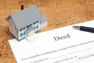 Differences You Should Know Between A Property Title and a Deed